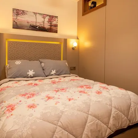 Comfy Modern - Near Mall Of Апартаменты *